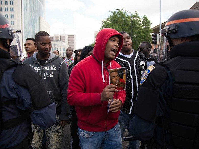 040518PoliceProtestersStephonClark p