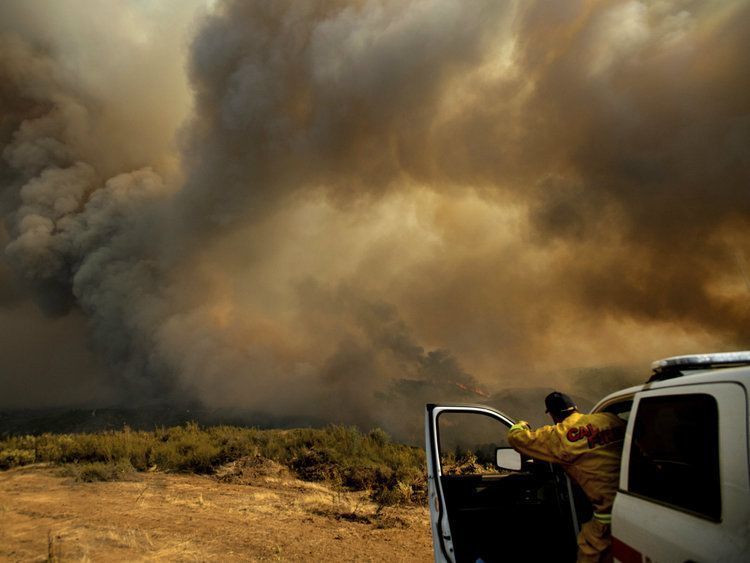 073118MendocinoWildfires p