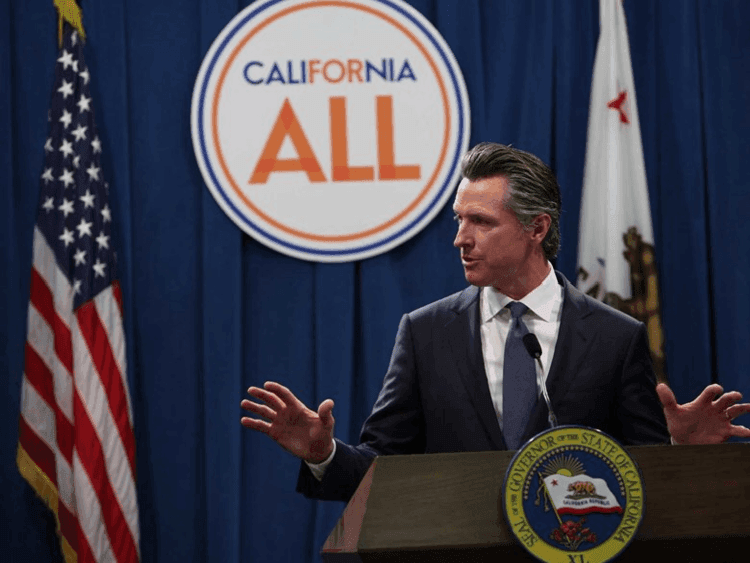 F798DB62 B326 43CD BFB2 DBA1A0B878FE